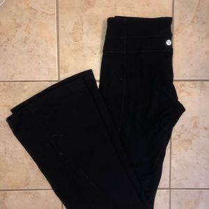 SOLD Lululemon Yoga Pants